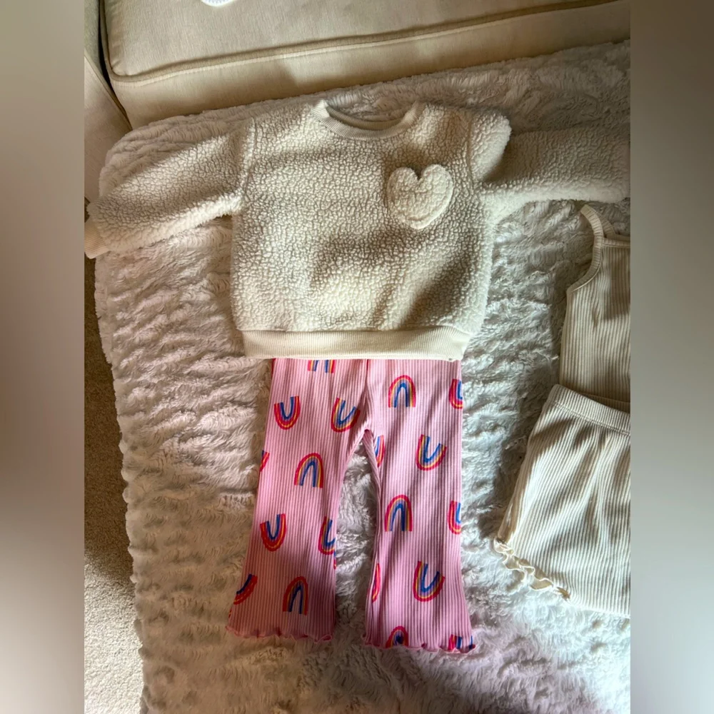 Old Navy Bundle 6-12 Months
